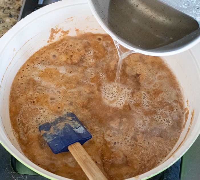 Add sugar mixture to the pan